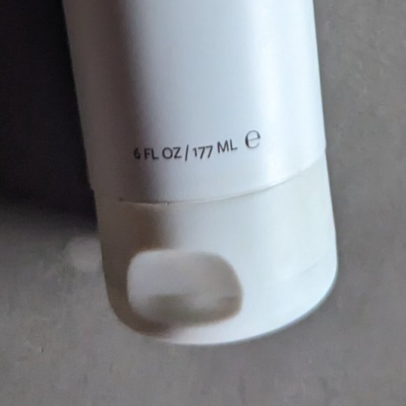 Innersense Duo: Serenity Smoothing Cream + Sweet Spirit Leave In Conditioner - Picture 3 of 13